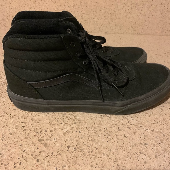 Vans - Picture 2 of 7